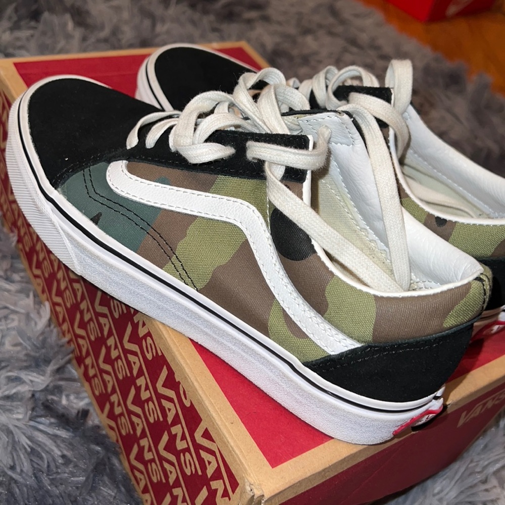 Vans size 6